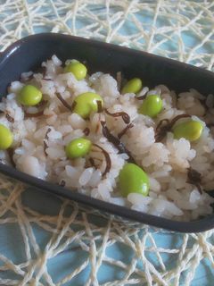 白だしで簡単 塩昆布枝豆ご飯-レシピのメイン写真