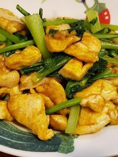 小松菜と鶏むね肉のカレー炒め-レシピのメイン写真