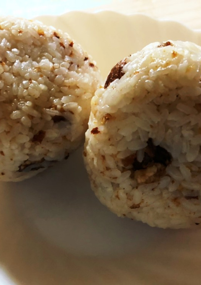 簡単！いっぽの鶏皮揚げおにぎり-レシピのメイン写真