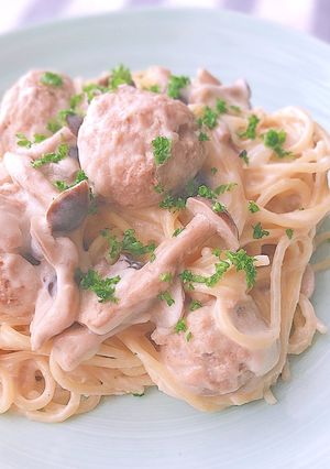 ミートボールクリームスパ-レシピのメイン写真