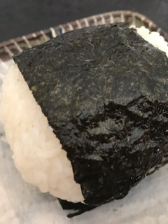 朝ごはん♡弁当♡梅おかかマヨおにぎり-レシピのメイン写真