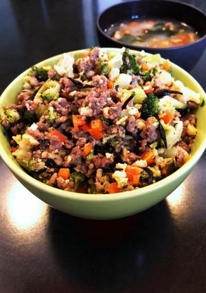 給食メニュー　そぼろっコリーごはん-レシピのメイン写真