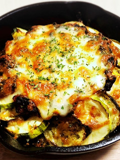 スキレットで!ナスとズッキーニの重ね焼き-レシピのメイン写真