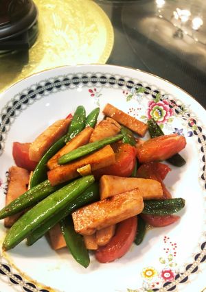 スナップえんどうのトマトスパム炒め-レシピのメイン写真