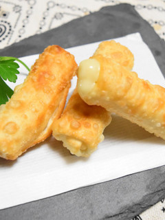 餃子の皮を使ってチーズ揚げ-レシピのメイン写真
