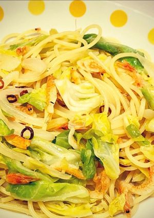 彩り鮮やか春キャベツとサクラエビのパスタ-レシピのメイン写真