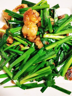 美味しい✨ニラとホルモンのスタミナ炒め-レシピのメイン写真