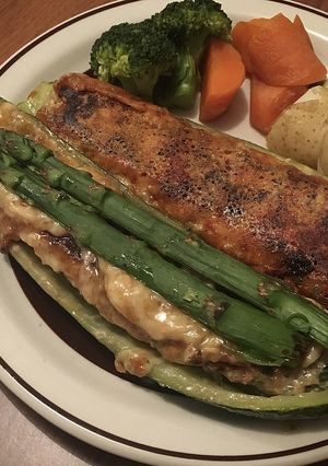 ズッキーニのパリッとろチーズ肉詰め-レシピのメイン写真