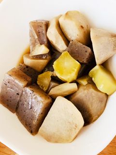 ニンニクで元気!里芋とコンニャクの煮物-レシピのメイン写真