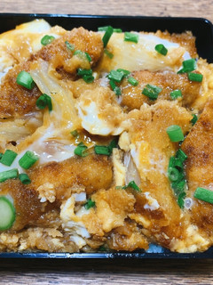 新玉ねぎフライでリメイク丼-レシピのメイン写真