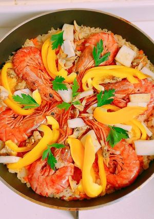 フライパンでスペインの味【魚介パエリア】-レシピのメイン写真