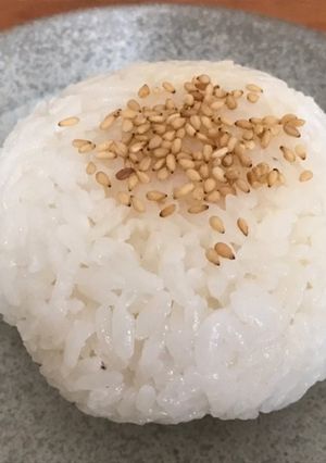 朝ごはん♡弁当♡ツナマヨ紅生姜おにぎり-レシピのメイン写真