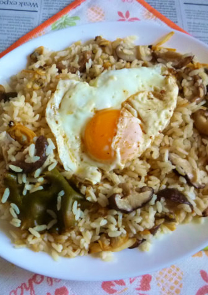 椎茸とあさりの炊き込みご飯のカフェ丼-レシピのメイン写真