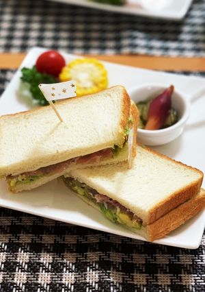食パンで生ハムアボカドサンド-レシピのメイン写真