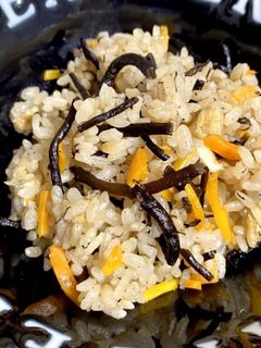 ひじきと生姜の炊き込みご飯-レシピのメイン写真