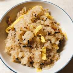 รูปของ ひじき煮リメイク　混ぜご飯