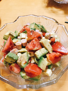 アボカドとトマトとチーズのサラダ-レシピのメイン写真