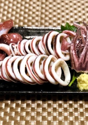 簡単◎飽きのこない美味しさ♡イカの茹で刺-レシピのメイン写真