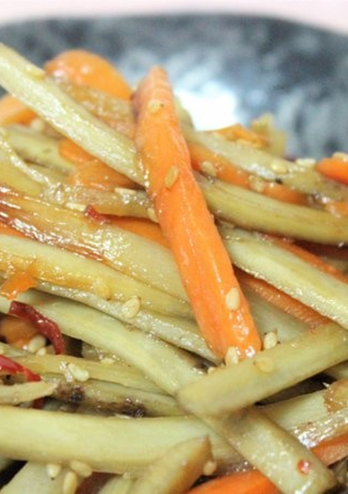 作り置きにも！にんじんとごぼうのきんぴら-レシピのメイン写真