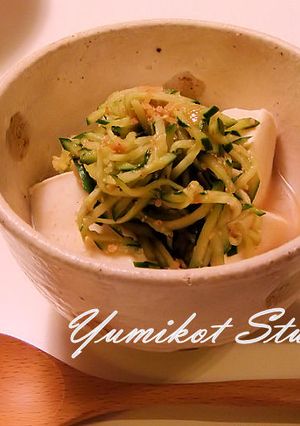 お豆腐の一品：ごまドレッシングを使って-レシピのメイン写真