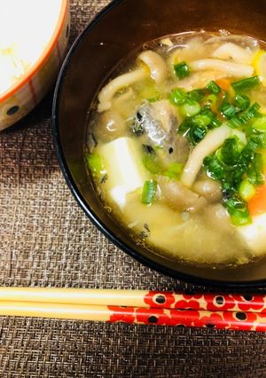 塩サバ水煮缶の味噌汁-レシピのメイン写真