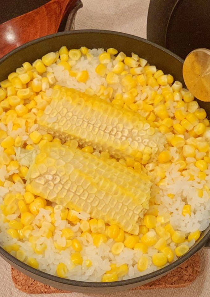 ストウブで炊く♫とうもろこしご飯-レシピのメイン写真