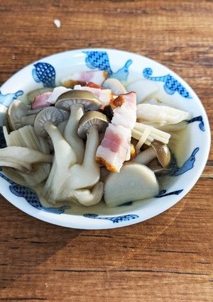 一人暮らしʕ·ᴥ·ʔきのこのお浸し-レシピのメイン写真