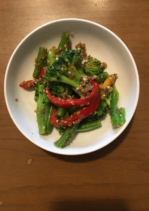 彩り綺麗！色々野菜の胡麻和え-レシピのメイン写真