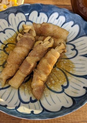 一人暮らしʕ·ᴥ·ʔエリンギの豚バラ巻き-レシピのメイン写真
