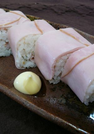 ハムの巻き寿司-レシピのメイン写真