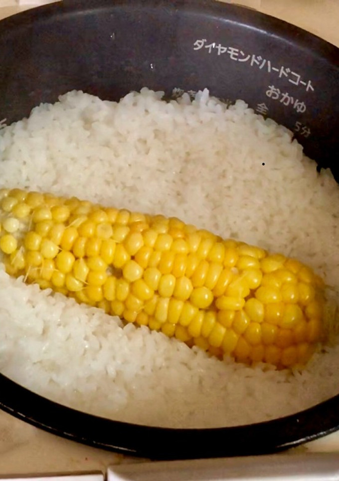 自慢の簡単まるごとコーンごはん-レシピのメイン写真