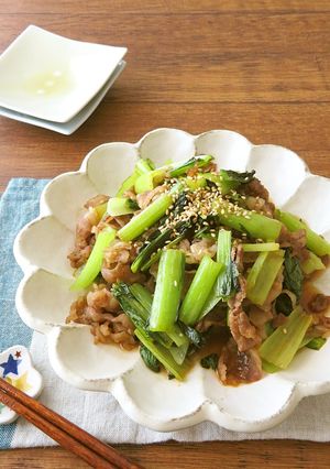 ごはんがすすむ☆牛肉と小松菜の辛みそ炒め-レシピのメイン写真