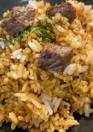 病みつき！牛肉のガーリックチャーハン-レシピのメイン写真