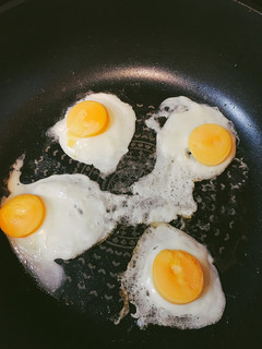 冷凍たまごを使ったミニ目玉焼き-レシピのメイン写真
