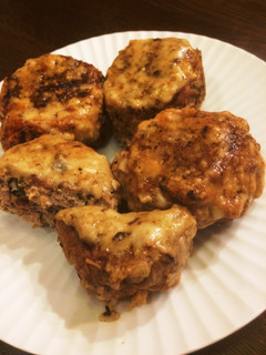 豚ひき肉の梅しそチーズつくね♪-レシピのメイン写真