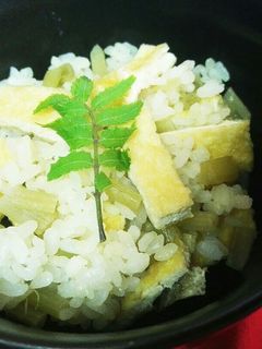 春ご飯♪ふきと油揚げの炊き込みご飯♪-レシピのメイン写真