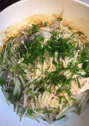 フライパン1つ鮭と野菜両方とれとれ-レシピのメイン写真