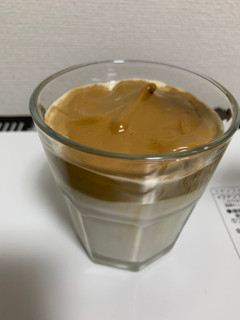 100均のコーヒーで作るダルゴナコーヒー-レシピのメイン写真