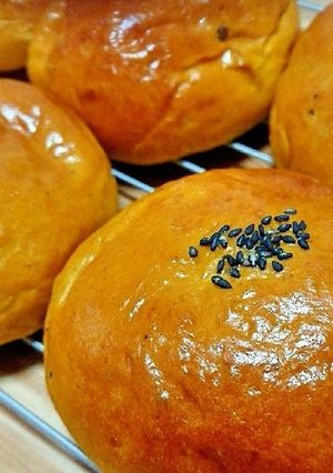 ふわふわ！やさしい甘さのかぼちゃ餡パン-レシピのメイン写真