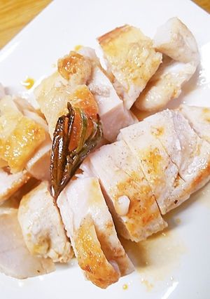 とりむね肉のローズマリー焼き-レシピのメイン写真