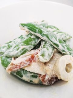簡単♪スナップエンドウとちくわの梅肉和え-レシピのメイン写真
