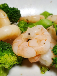 我が家の海老とブロッコリーのにんにく炒め-レシピのメイン写真
