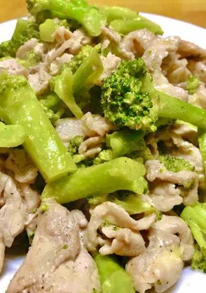 【超簡単】豚肉とブロッコリーのマヨ炒め-レシピのメイン写真