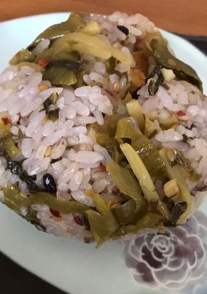 朝ごはん♡弁当♡高菜&卵焼きおにぎり-レシピのメイン写真
