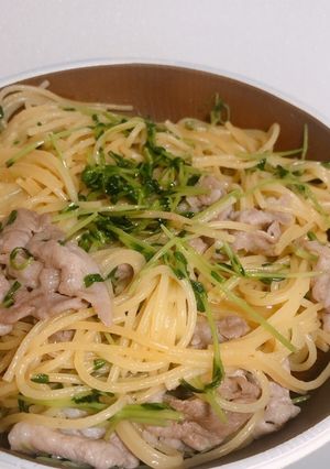 豚肉と豆苗のパスタ-レシピのメイン写真