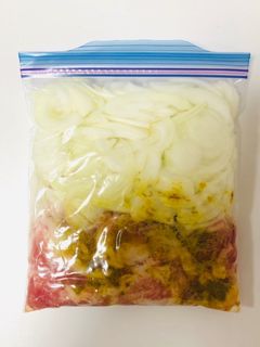 【下味冷凍】豚肉と玉ねぎのカレー炒め-レシピのメイン写真