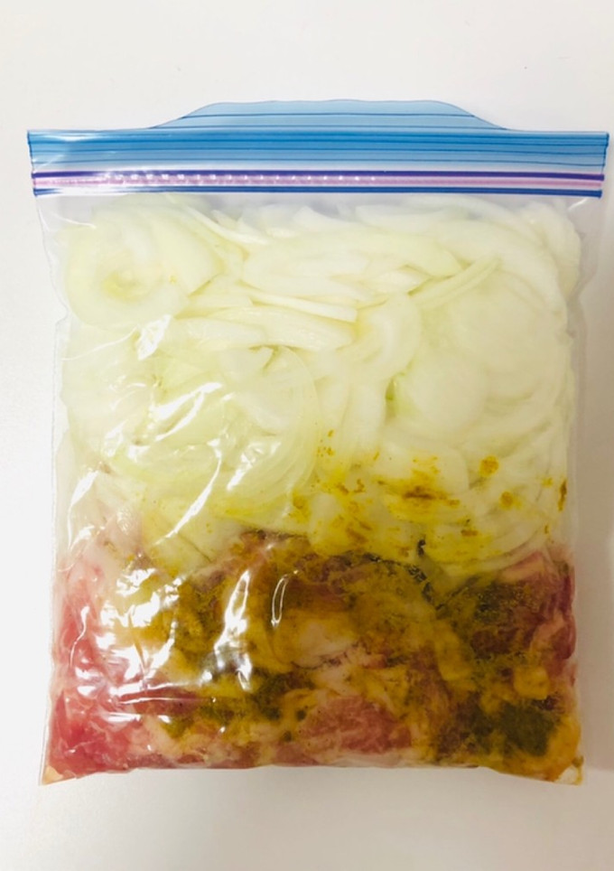 【下味冷凍】豚肉と玉ねぎのカレー炒め-レシピのメイン写真