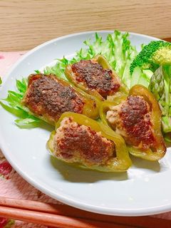 おかんごはん*蒸し焼きピーマンの肉詰め*-レシピのメイン写真