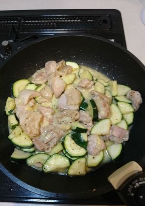 鶏もも肉とズッキーニのチーズ焼き-レシピのメイン写真