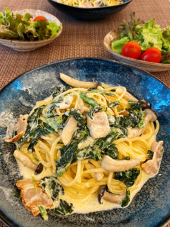 ほうれん草ときのこのクリームソースパスタ-レシピのメイン写真
